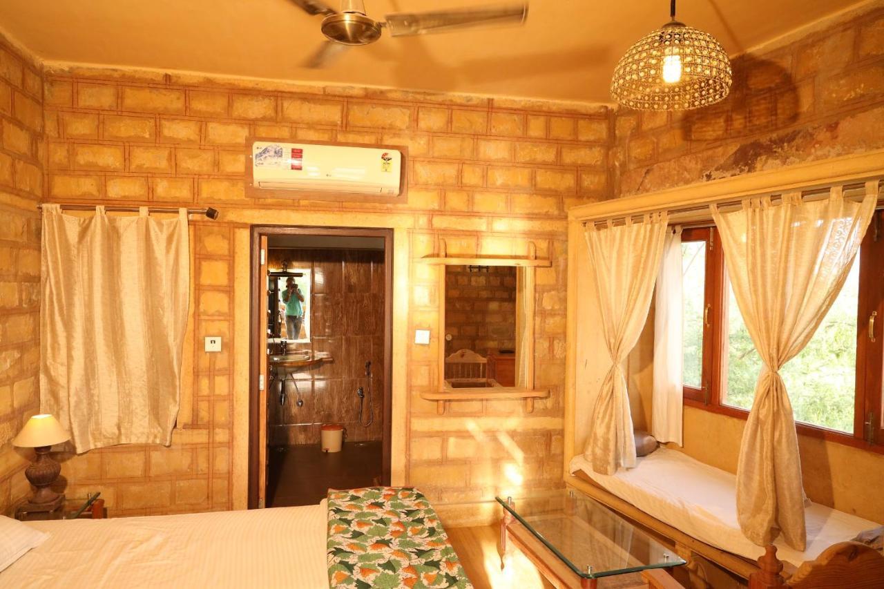 Hotel The Silk Route Jaisalmer Bagian luar foto