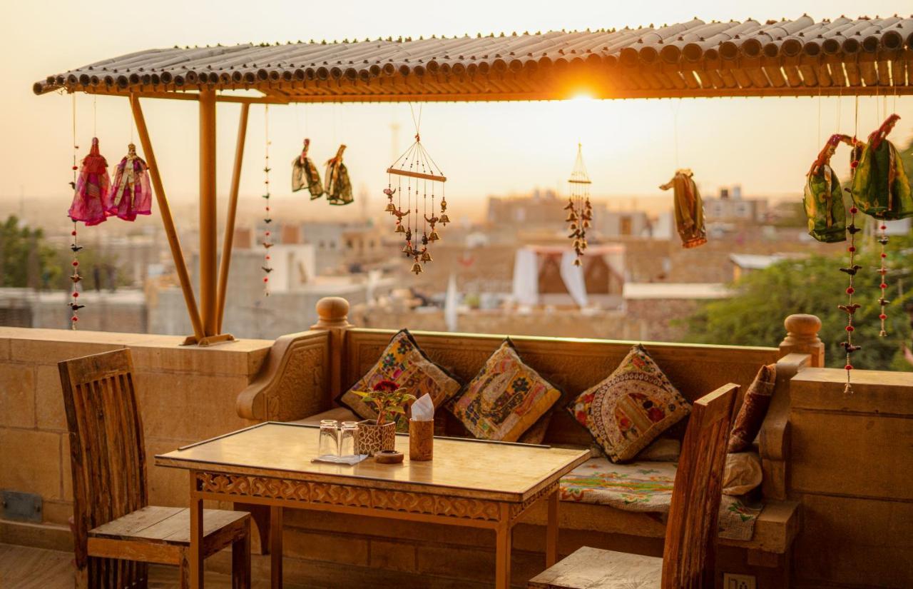 Hotel The Silk Route Jaisalmer Bagian luar foto