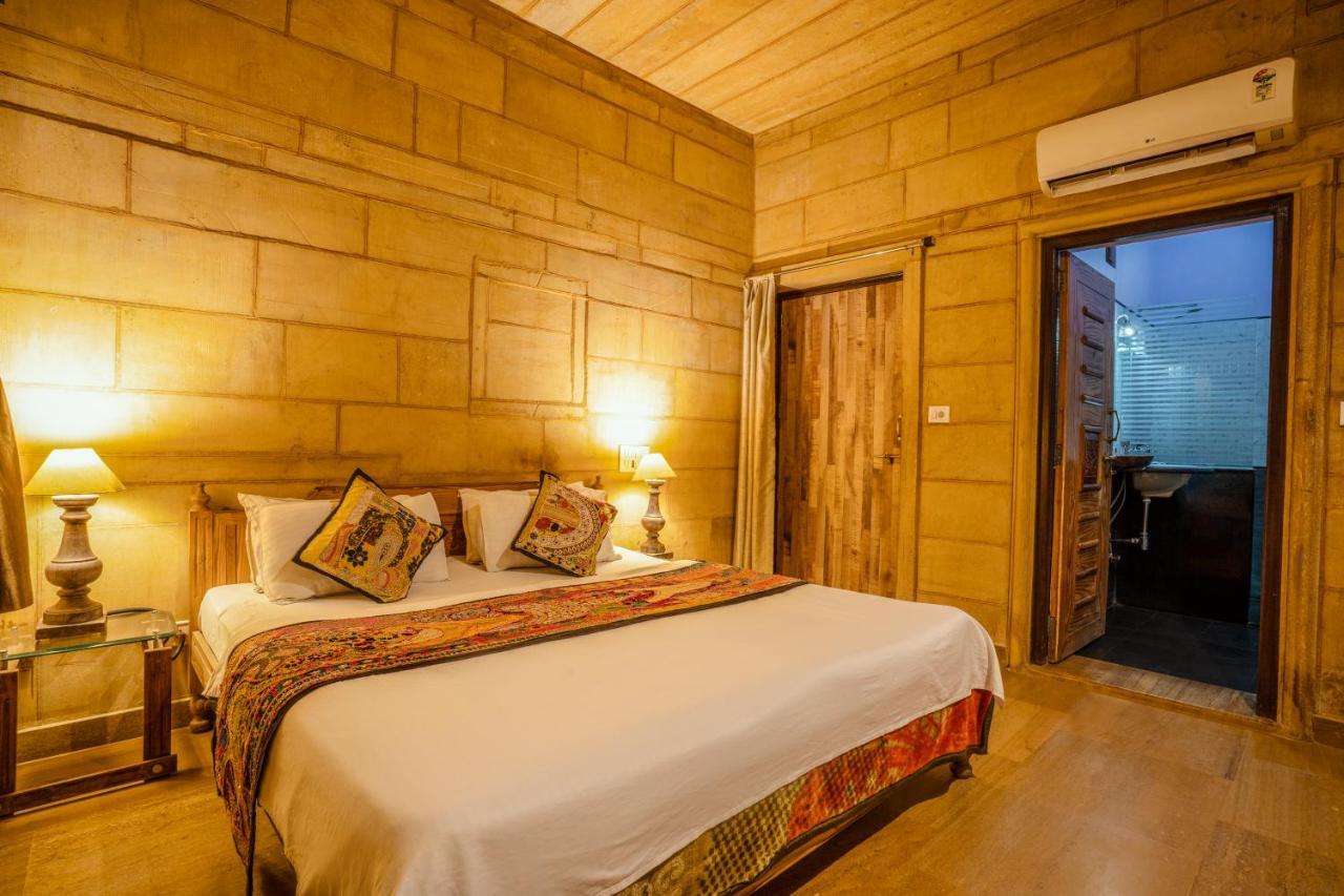 Hotel The Silk Route Jaisalmer Bagian luar foto