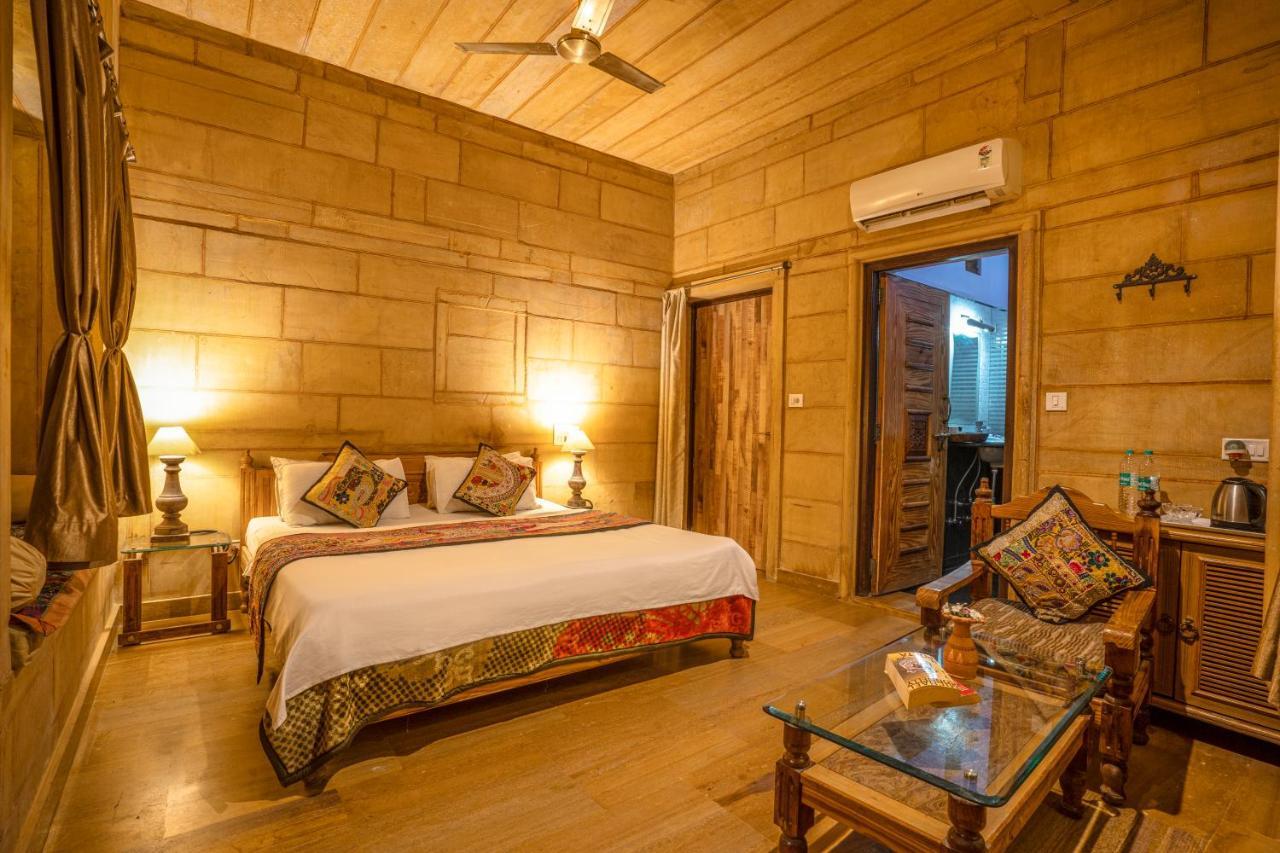 Hotel The Silk Route Jaisalmer Bagian luar foto