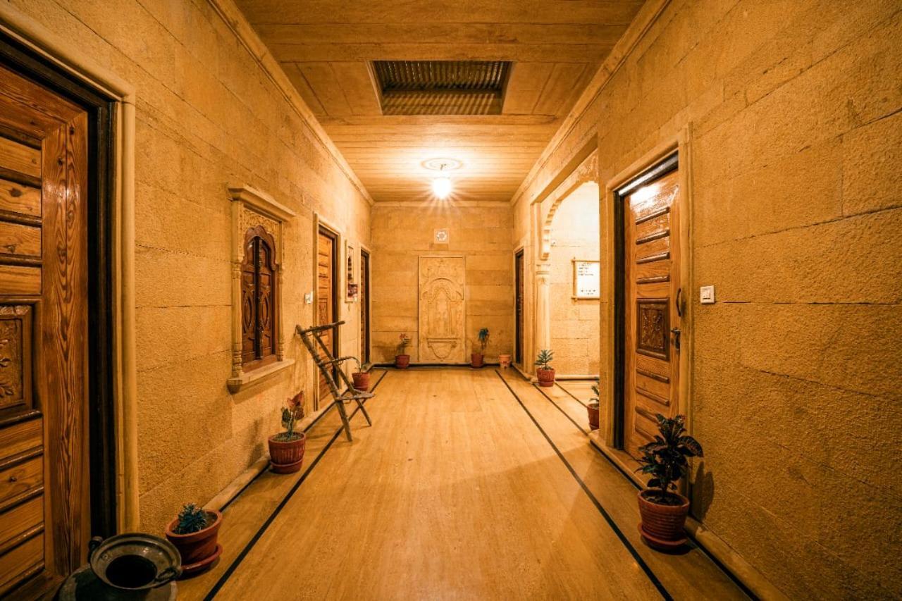 Hotel The Silk Route Jaisalmer Bagian luar foto