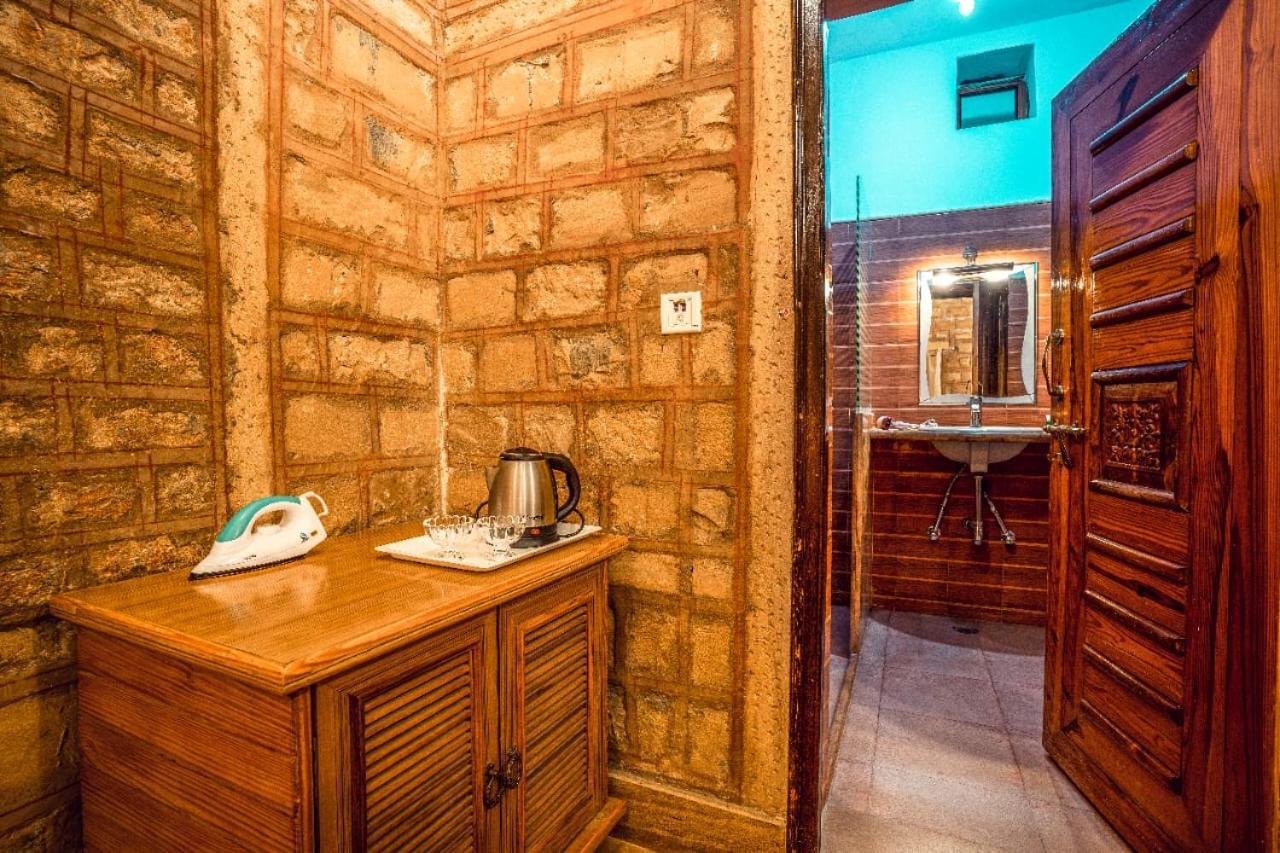 Hotel The Silk Route Jaisalmer Bagian luar foto
