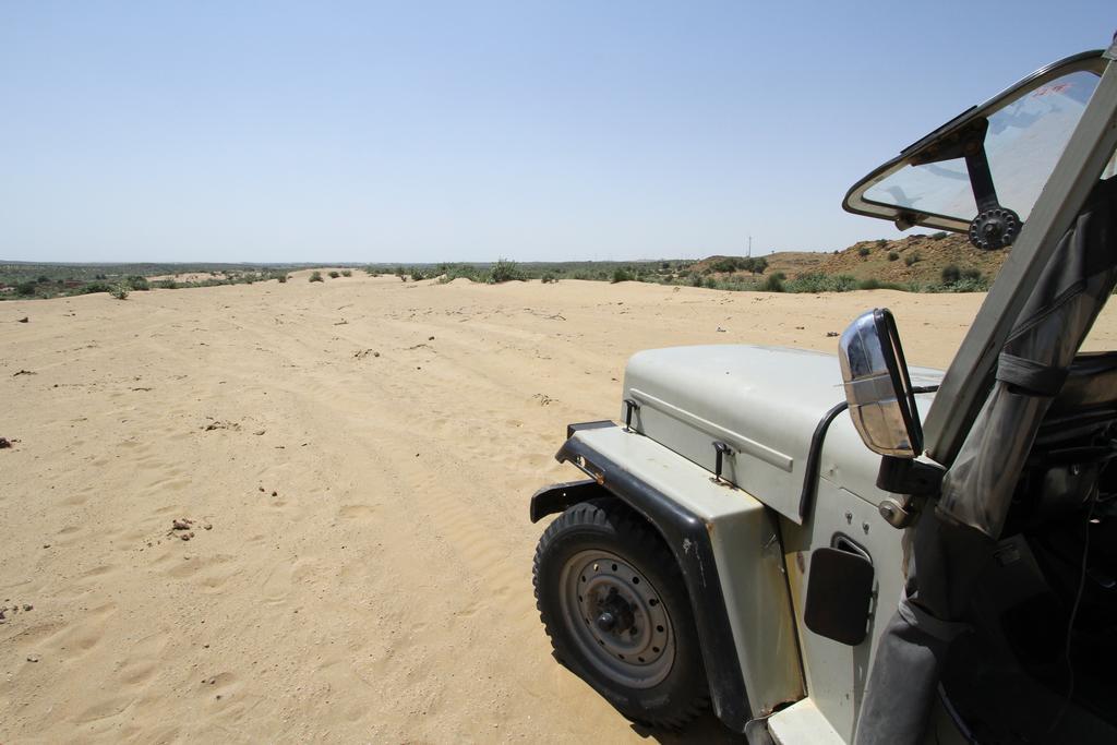 Hotel The Silk Route Jaisalmer Bagian luar foto